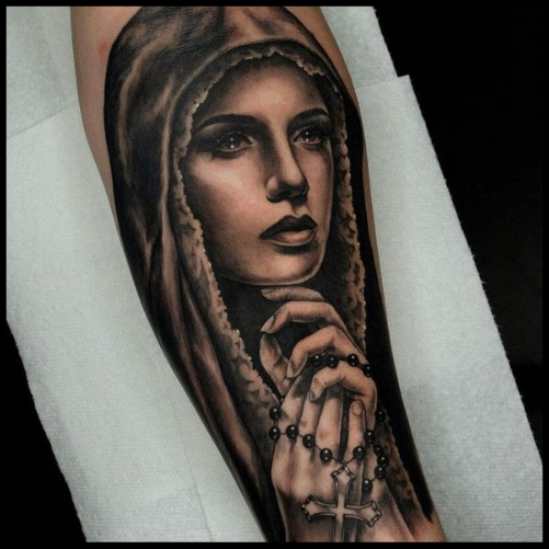 Incorporating Portraits into Rosary Tattoo